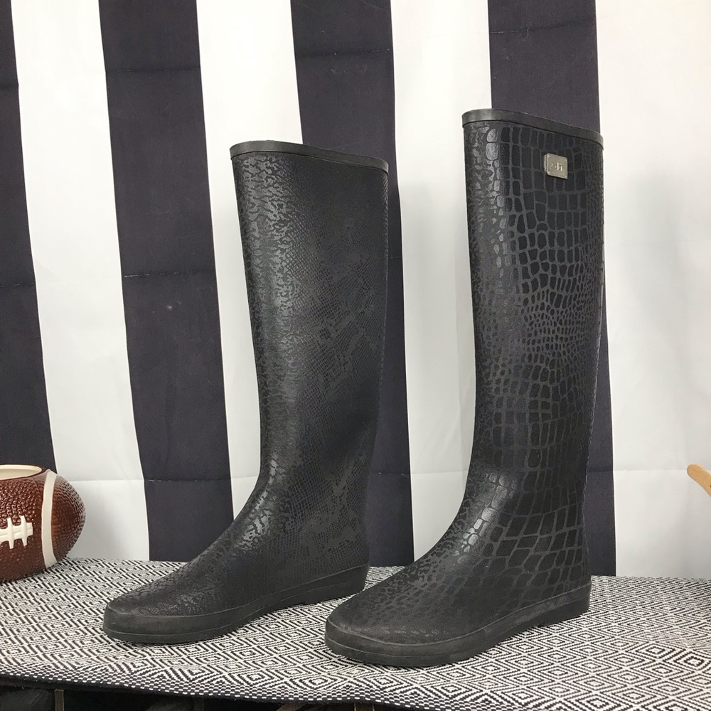 Tall Dav Snake Rain Boots